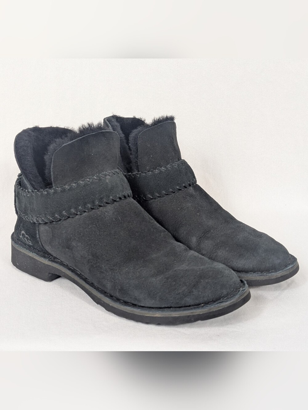 UGG McKay Genuine Sherpa Lined Ankle Booties Size 7 in Black
